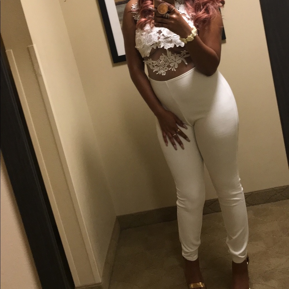 Lace pants suit